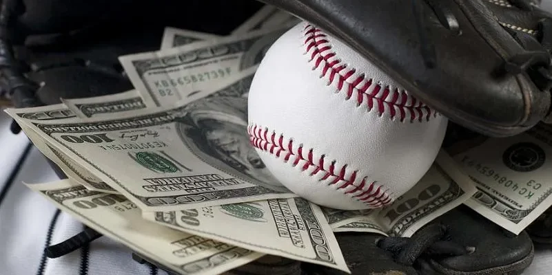 Risks and Rewards of Betting on Baseball